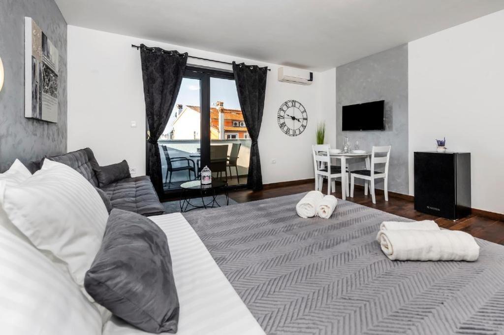 Deluxe Apartments A&A - 2 Rovinj Buitenkant foto